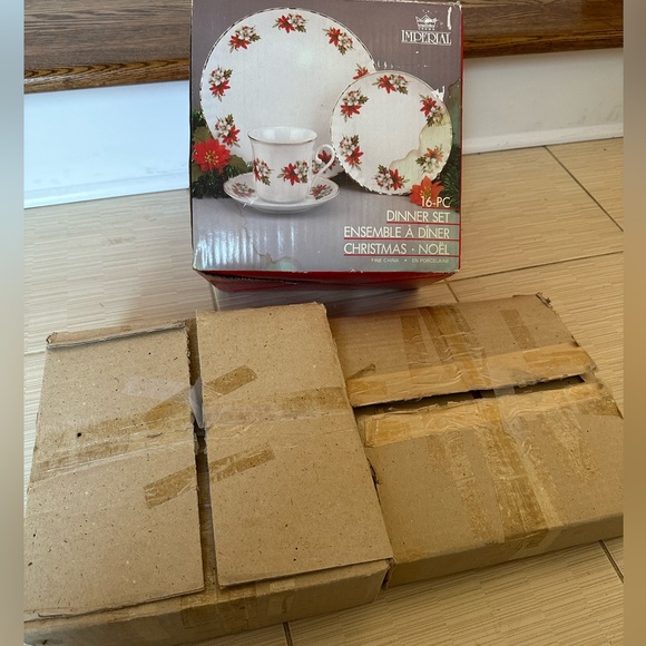 IMPERIAL Fine China Porcelain 16 Pieces - Picture 9 of 16